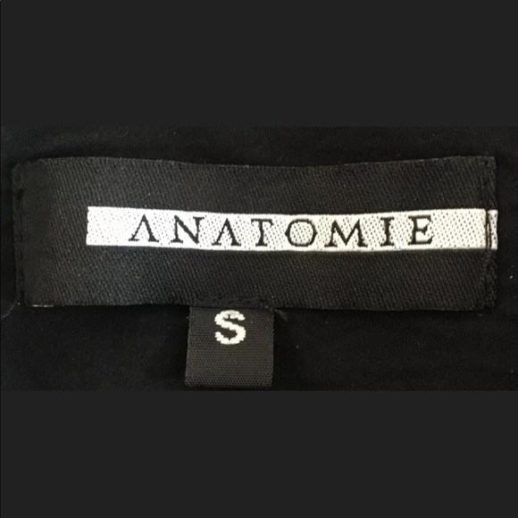 Anatomie Travel Vest Sleeveless Snap Front Top - Picture 7 of 7